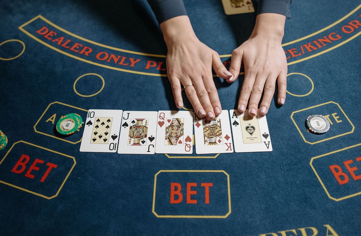 Divine Academy Casino Live Casino